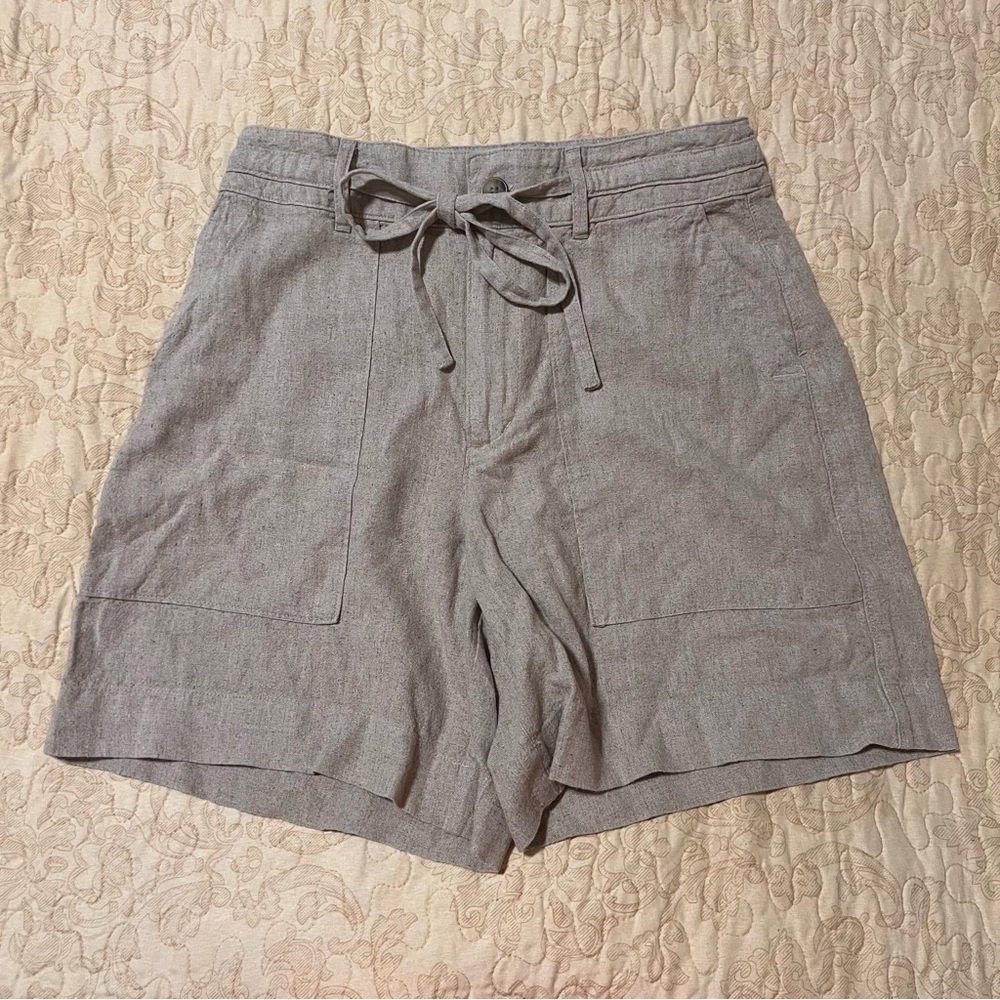 Universal Thread Tan Women's Shorts